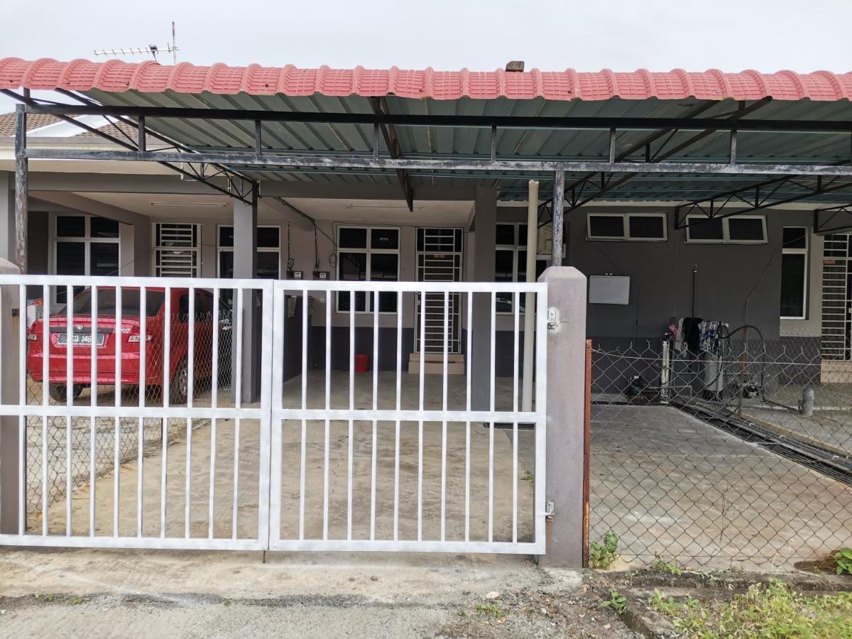 Homestayku @bachok Holiday home *